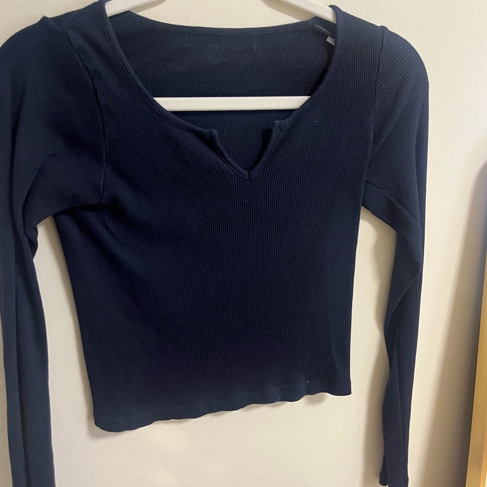Brandy Melville navy long sleeve tee ribbed